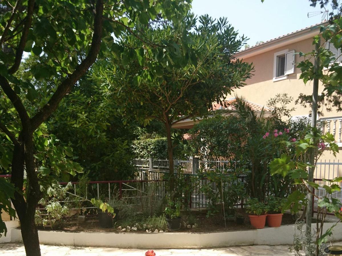 Apartmani Matas Petrčane Kültér fotó