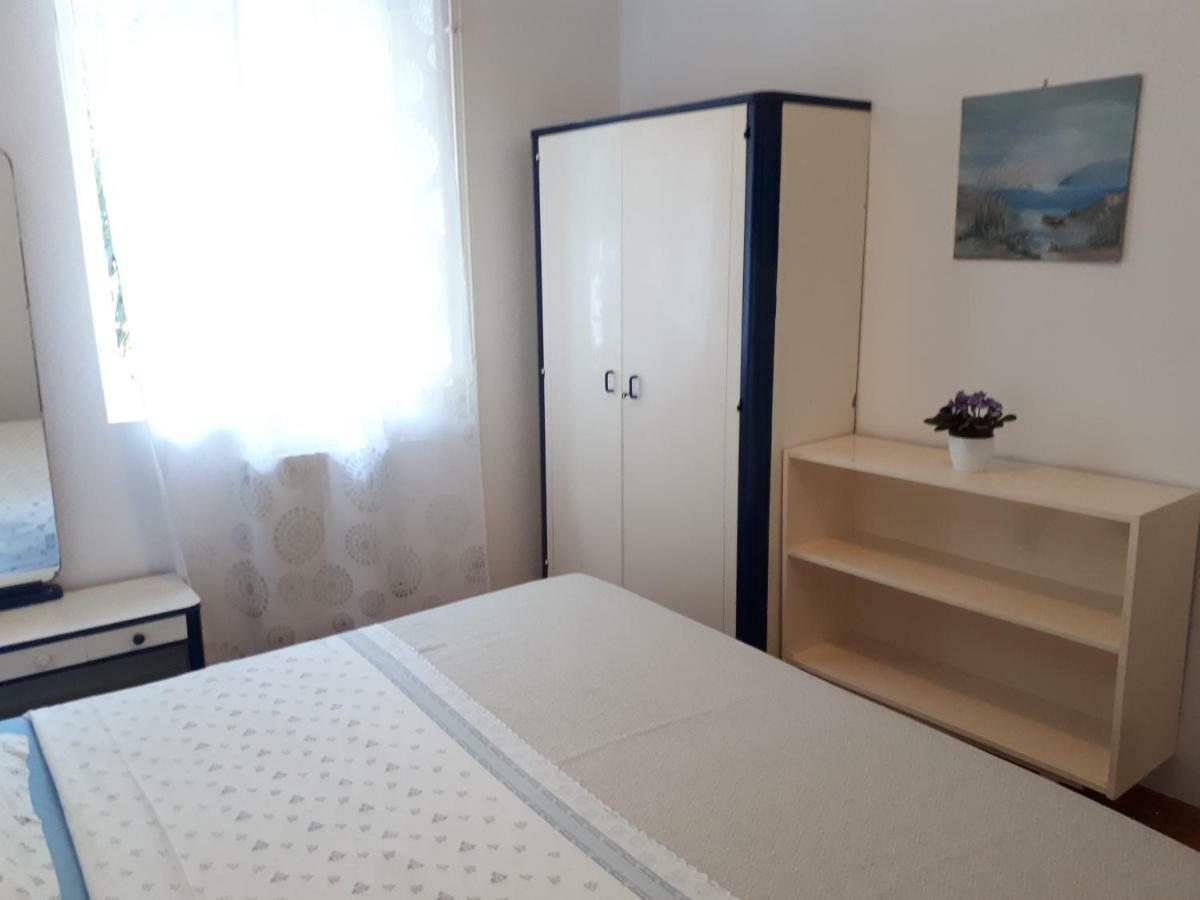 Apartmani Matas Petrčane Kültér fotó