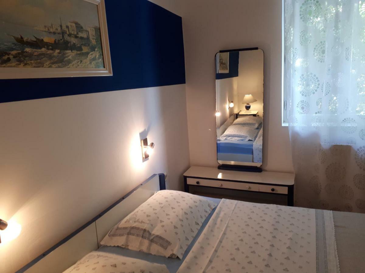 Apartmani Matas Petrčane Kültér fotó