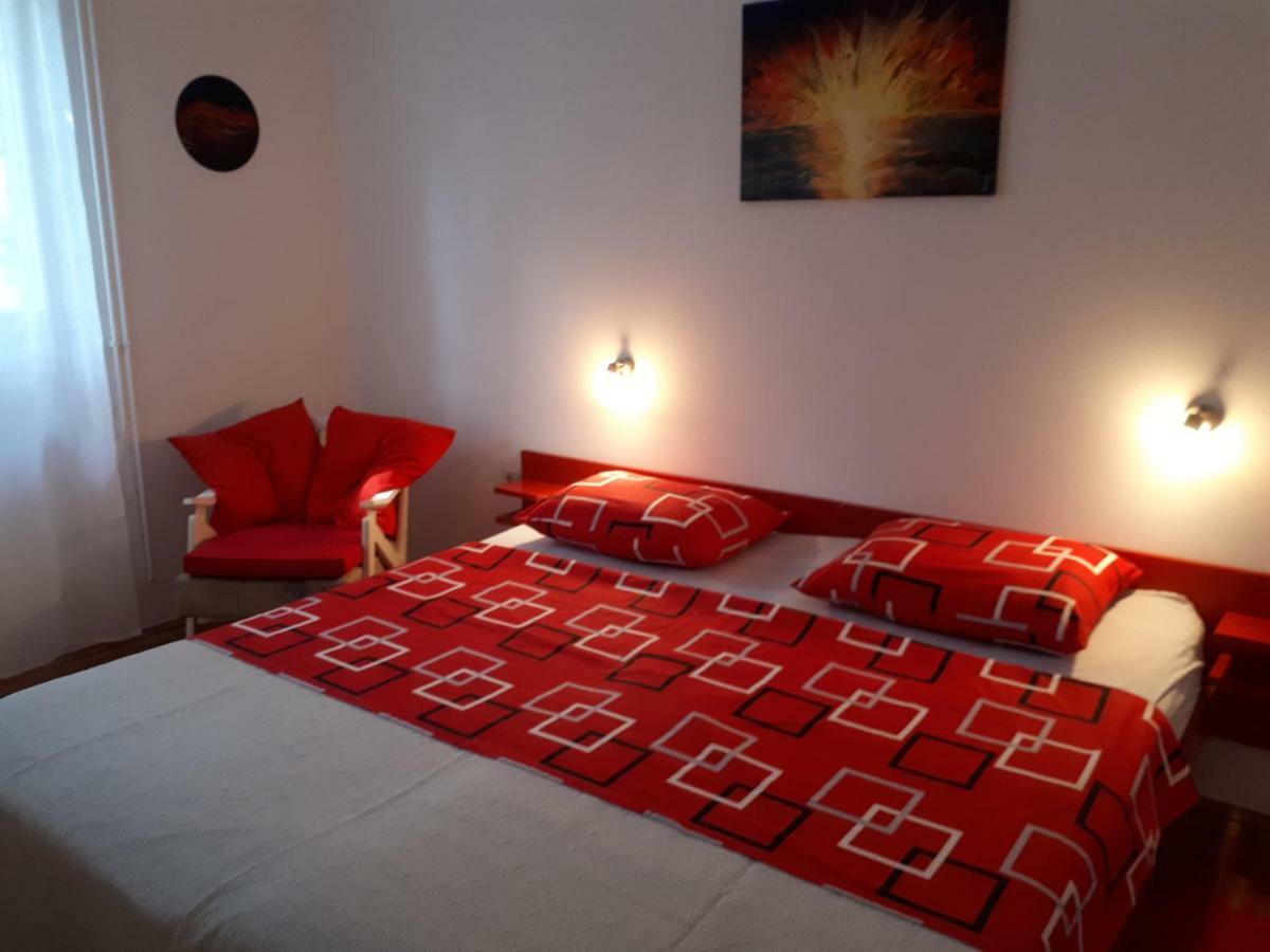 Apartmani Matas Petrčane Kültér fotó