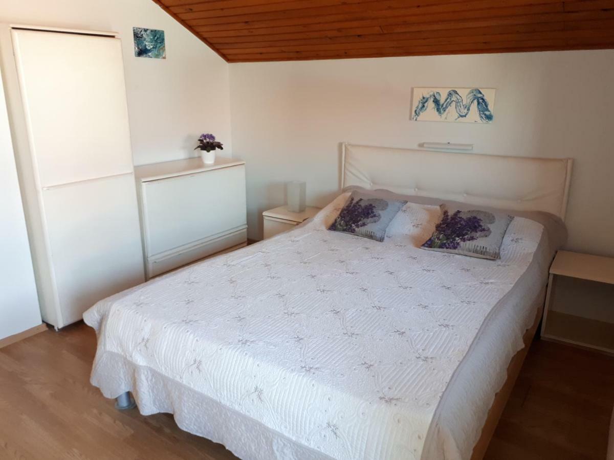 Apartmani Matas Petrčane Kültér fotó