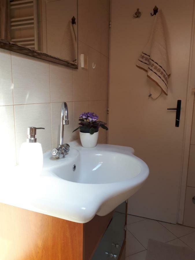 Apartmani Matas Petrčane Kültér fotó